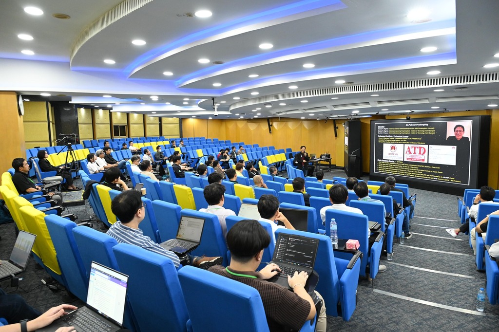 โครงการ “ยกระดับบุคลากรเข้าสู่อุตสาหกรรม Data Center และ Cloud Hosting” Next Generation Data Center Facilities Management Professional