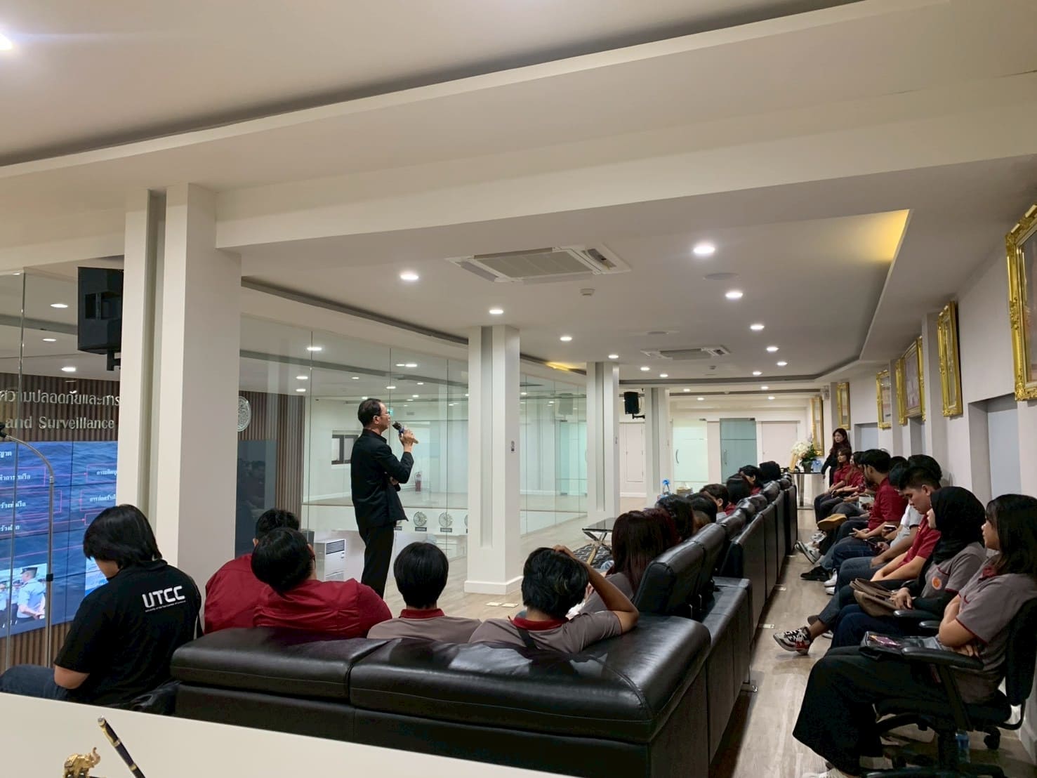 วิศวะโลจิสติกส์ UTCC ดูงานกรมเจ้าท่า สัมผัสระบบ Logistics ระดับประเทศ