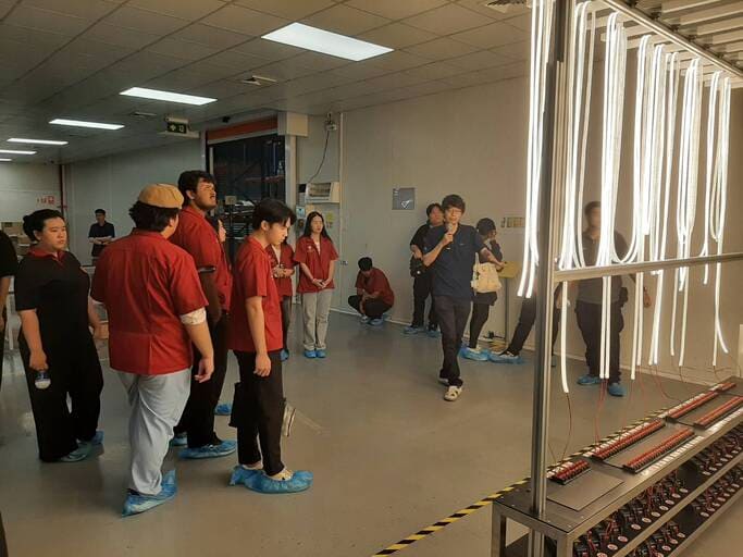 วิศวะฯ ม.หอการค้าไทย บุก L&#038;E เจาะลึกเทคโนโลยี Smart Lighting และระบบคลังสินค้าอัจฉริยะ