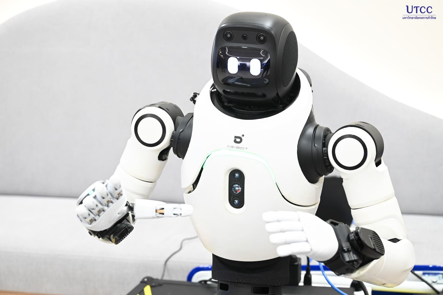 ความร่วมมือด้านเทคโนโลยีในระดับภูมิภาค ผนึกกำลังเครือข่าย Humanoid 11 หน่วยงานพันธมิตรเครือข่าย ร่วมกันพัฒนา ขับเคลื่อน และสร้างสรรค์นวัตกรรมด้านหุ่นยนต์ฮิวแมนนอยด์และปัญญาประดิษฐ์
