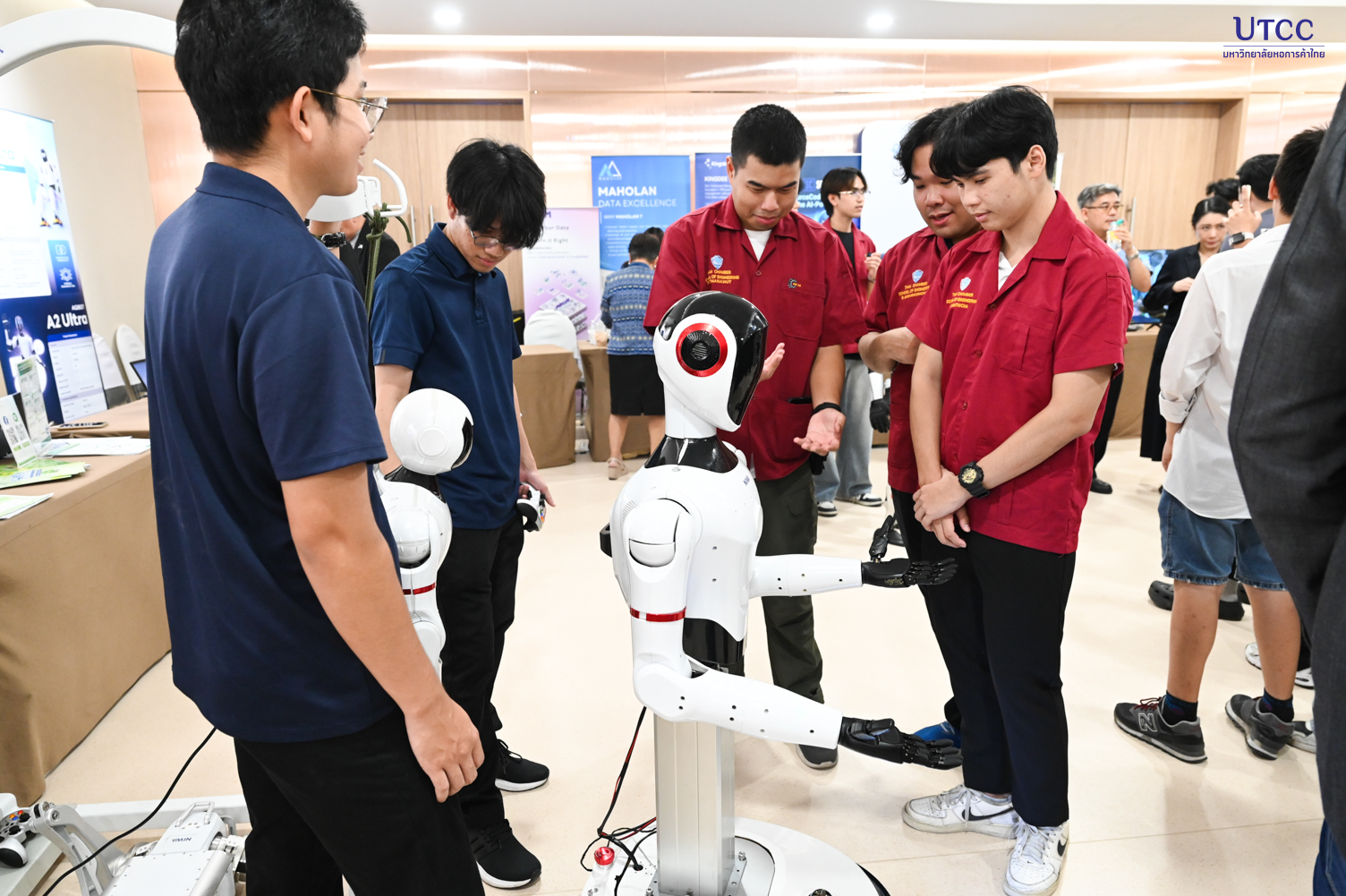 ม.หอการค้าไทย เปิดโครงการ UTCC AI Institute ศูนย์กลางการพัฒนา AI เพื่อธุรกิจ พร้อมลงนาม MOU พันธมิตรทั้งระบบนิเวศ
