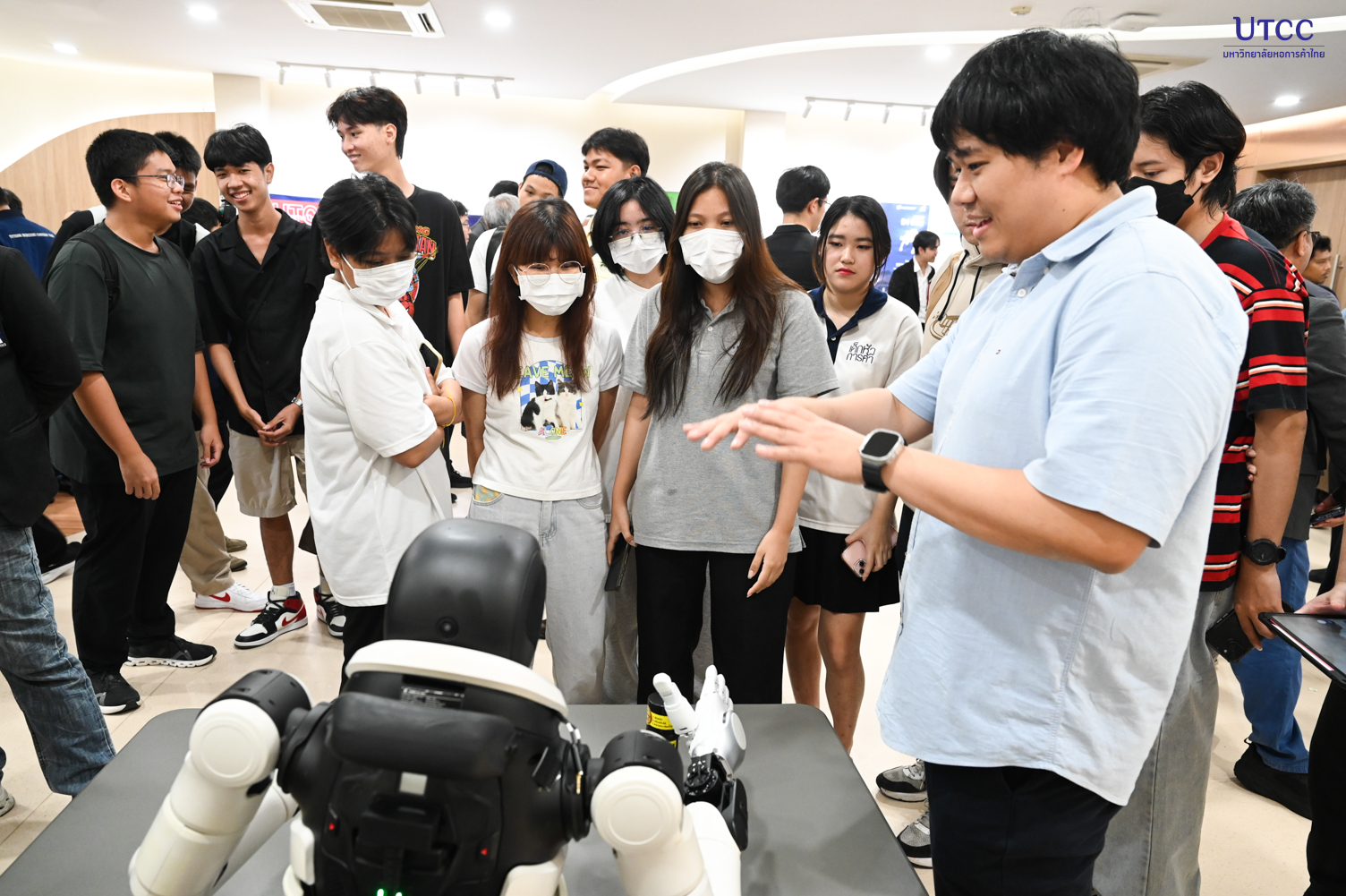 ม.หอการค้าไทย เปิดโครงการ UTCC AI Institute ศูนย์กลางการพัฒนา AI เพื่อธุรกิจ พร้อมลงนาม MOU พันธมิตรทั้งระบบนิเวศ