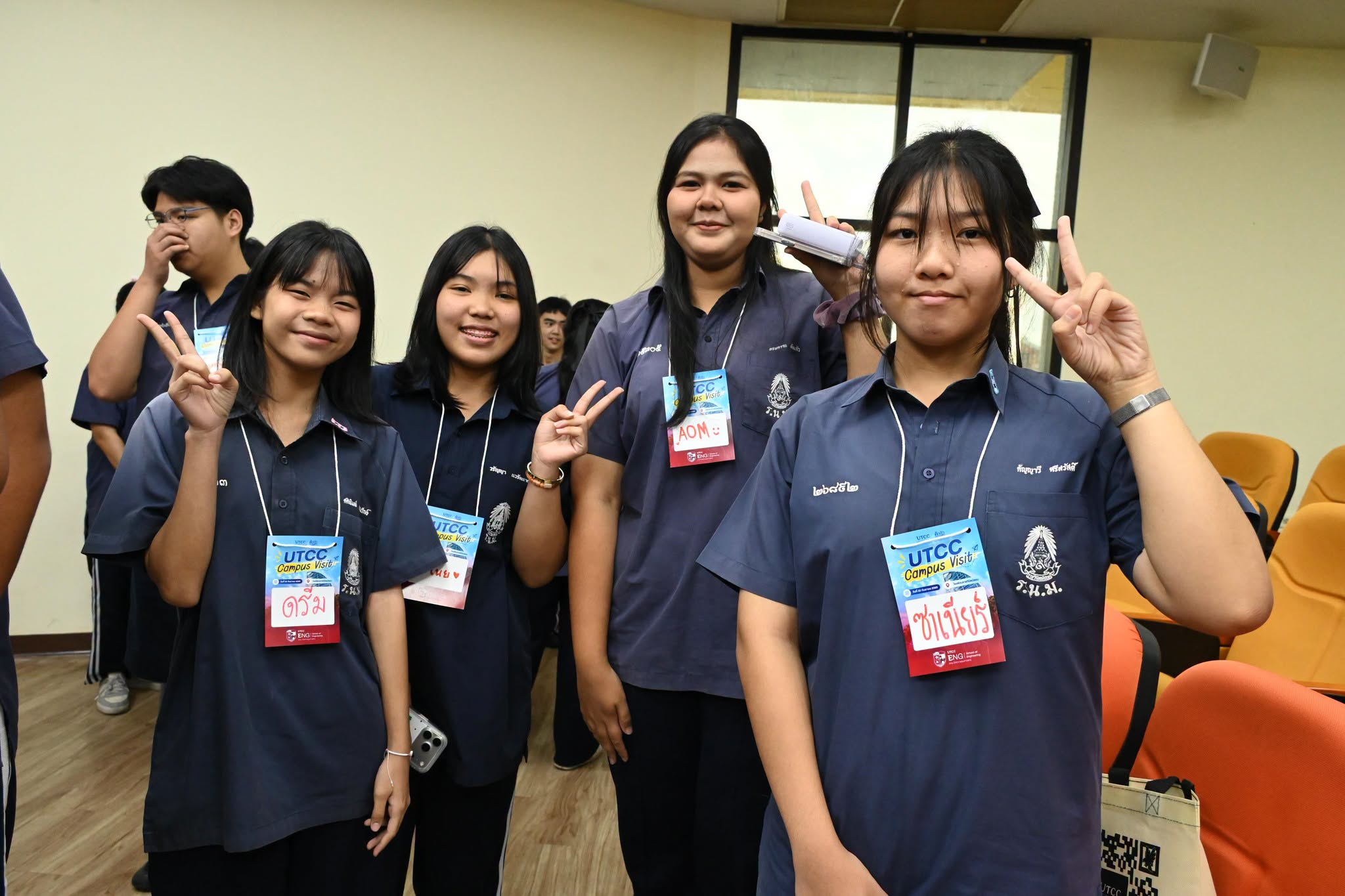 วิศวกรรมศาสตร์ UTCC จัด Campus Visit เปิดประสบการณ์นักเรียนราชวินิตมัธยม ผ่าน Workshop เครื่องบินกระดาษบังคับวิทยุ