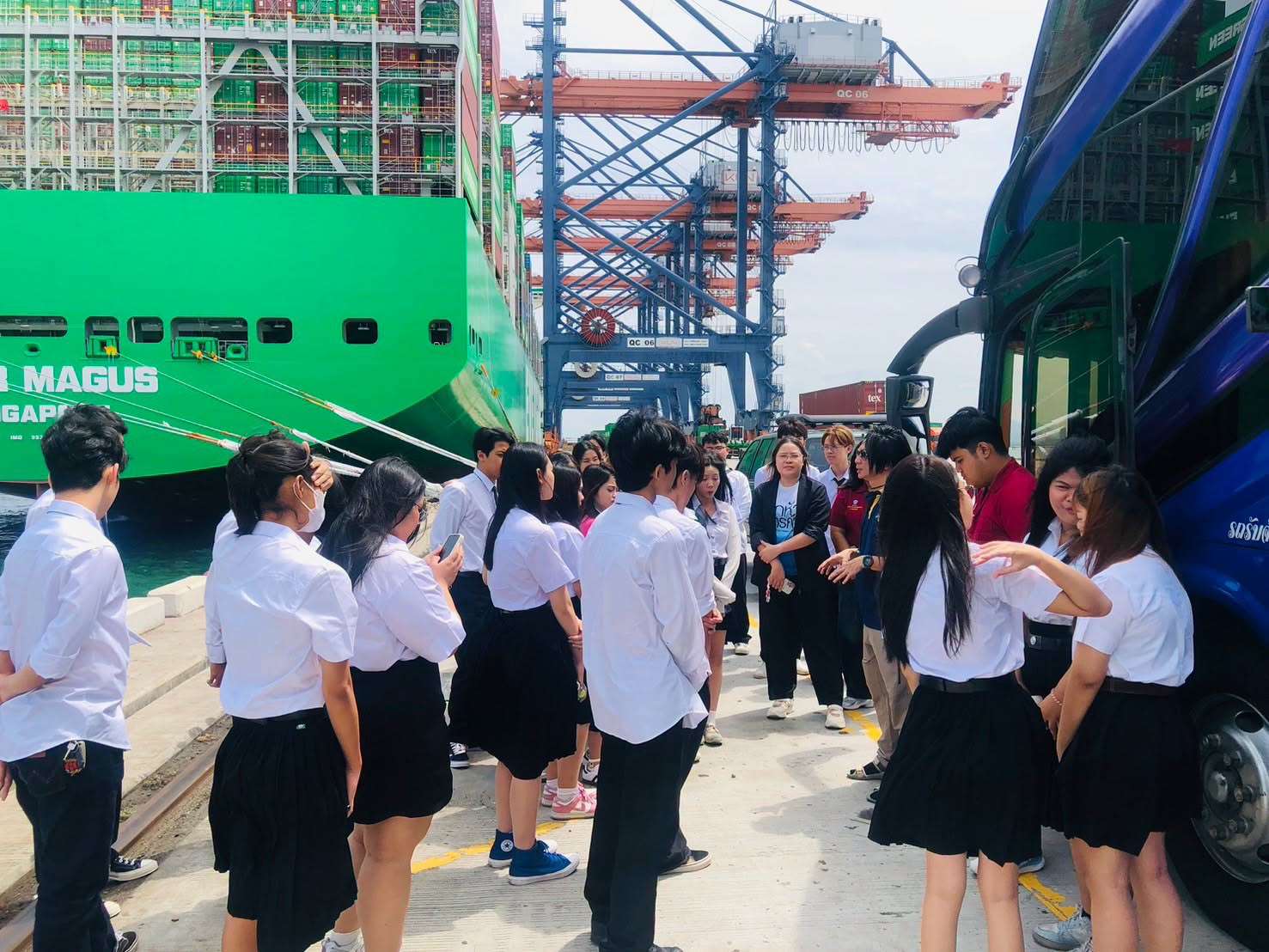 นักศึกษาวิศวกรรมศาสตร์ UTCC ศึกษาดูงาน KLN Seaport แหลมฉบัง เปิดประสบการณ์โลจิสติกส์และอุตสาหกรรมจริง