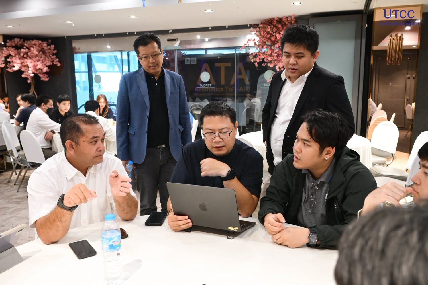 จาก AI สู่โลกจริง! วิศวกรรมศาสตร์ UTCC เปิดหลักสูตร Humanoid &#038; Physical AI for Business เชื่อม Robot–Sensor–Automation