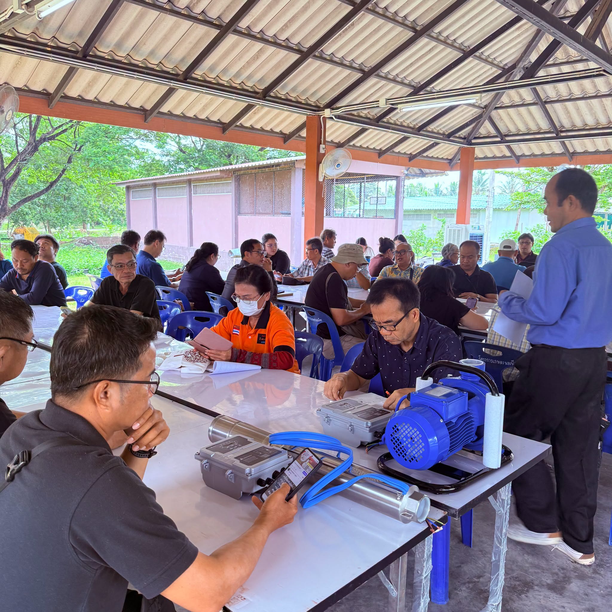 วิศวะ UTCC จับมือ อบจ.ลำพูน อบรม AIoT &#038; Smart Farm พัฒนาระบบปั๊มน้ำอัจฉริยะด้วยโซล่าเซลล์